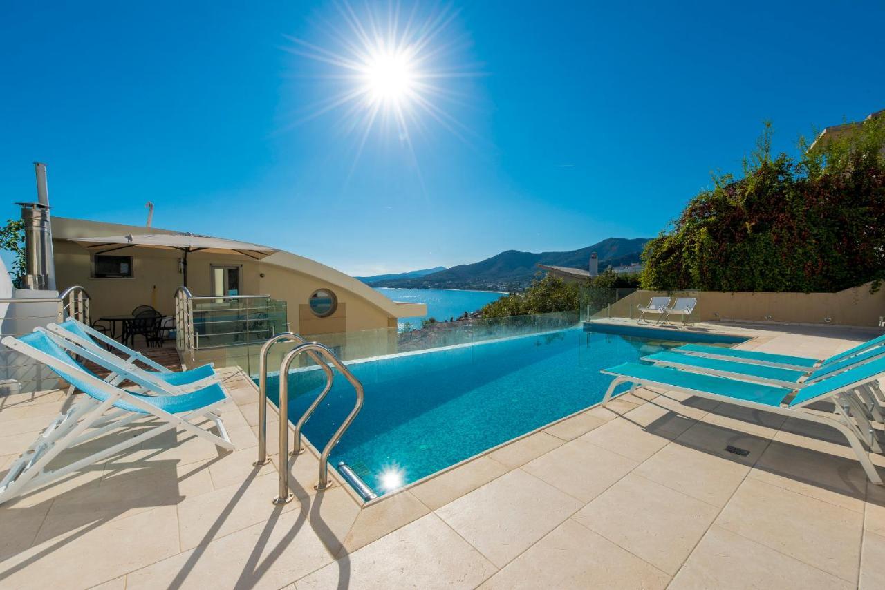 Villa Evian PalaiónTsiflíkion Buitenkant foto